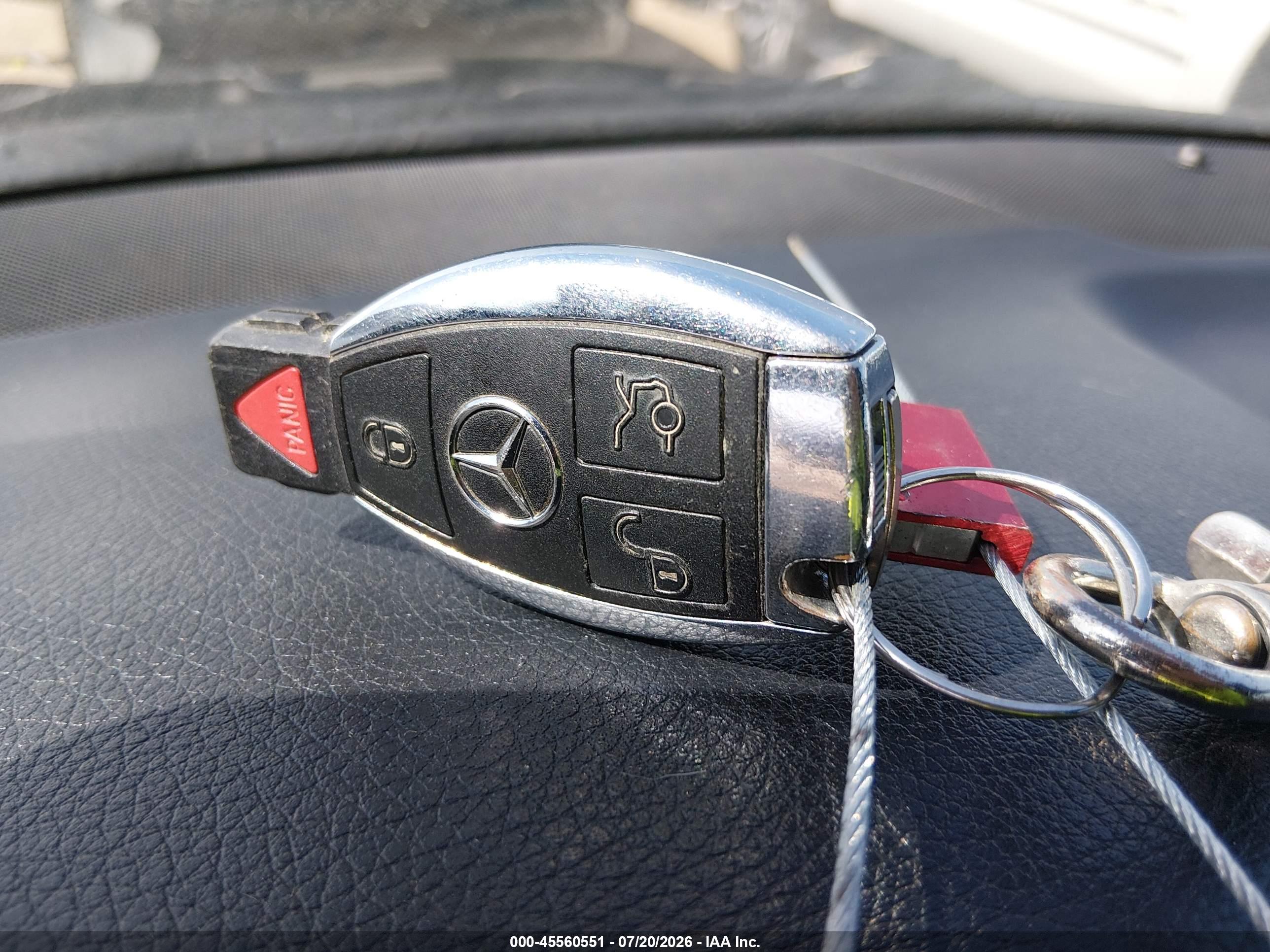 2013 MERCEDES-BENZ C 250 SPORT