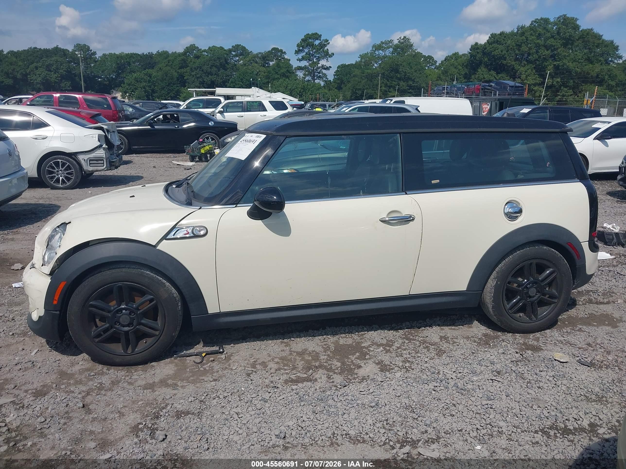 2013 MINI CLUBMAN COOPER S