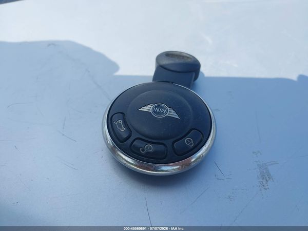 2013 MINI CLUBMAN COOPER S