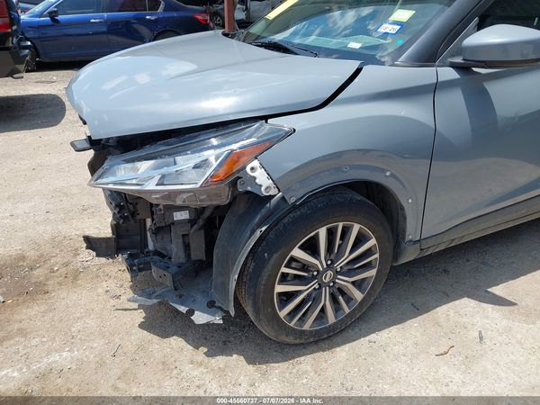 2021 NISSAN KICKS SV XTRONIC CVT — I6
