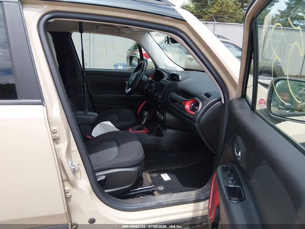 2016 JEEP RENEGADE TRAILHAWK