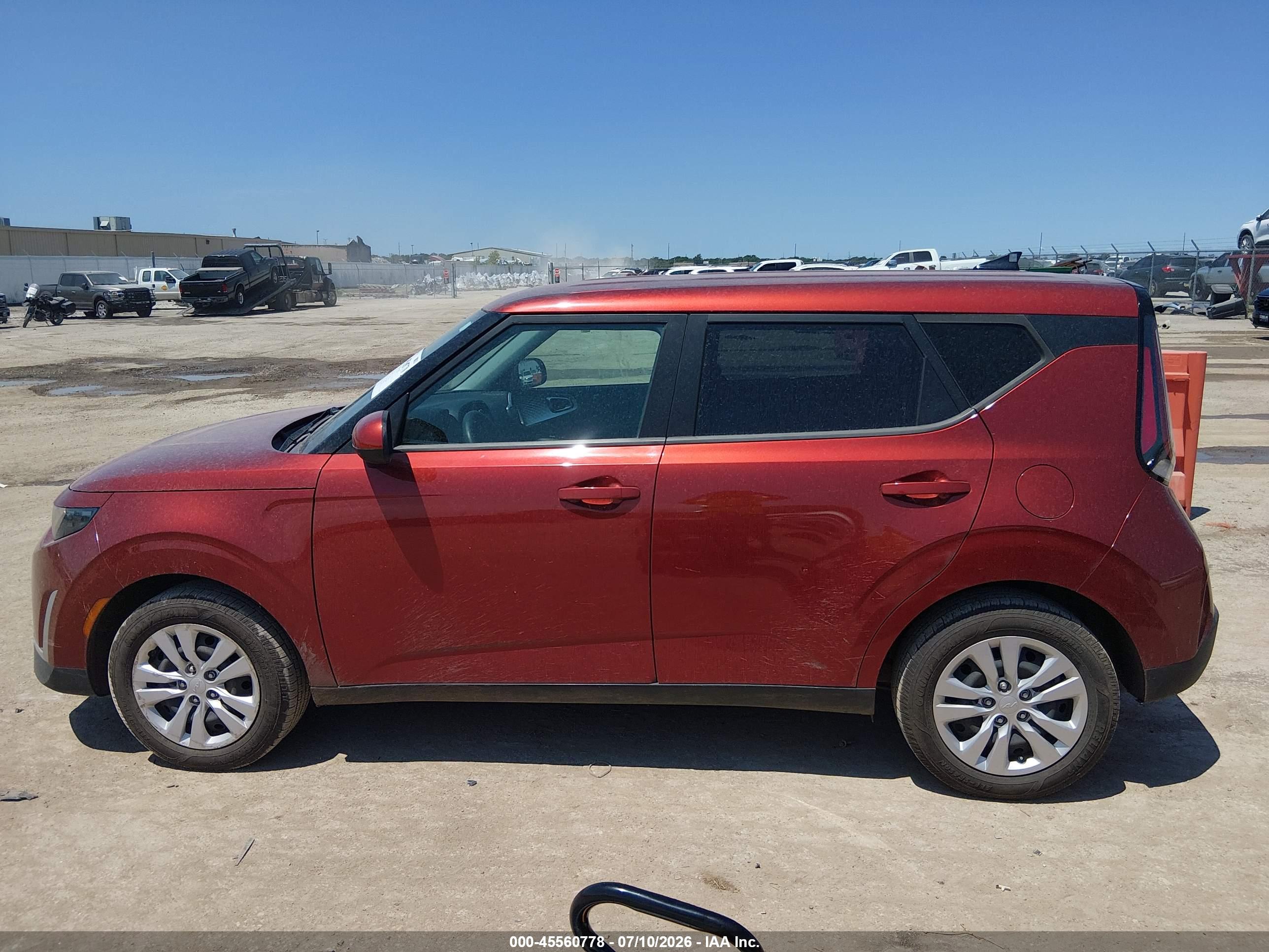 2023 KIA SOUL LX