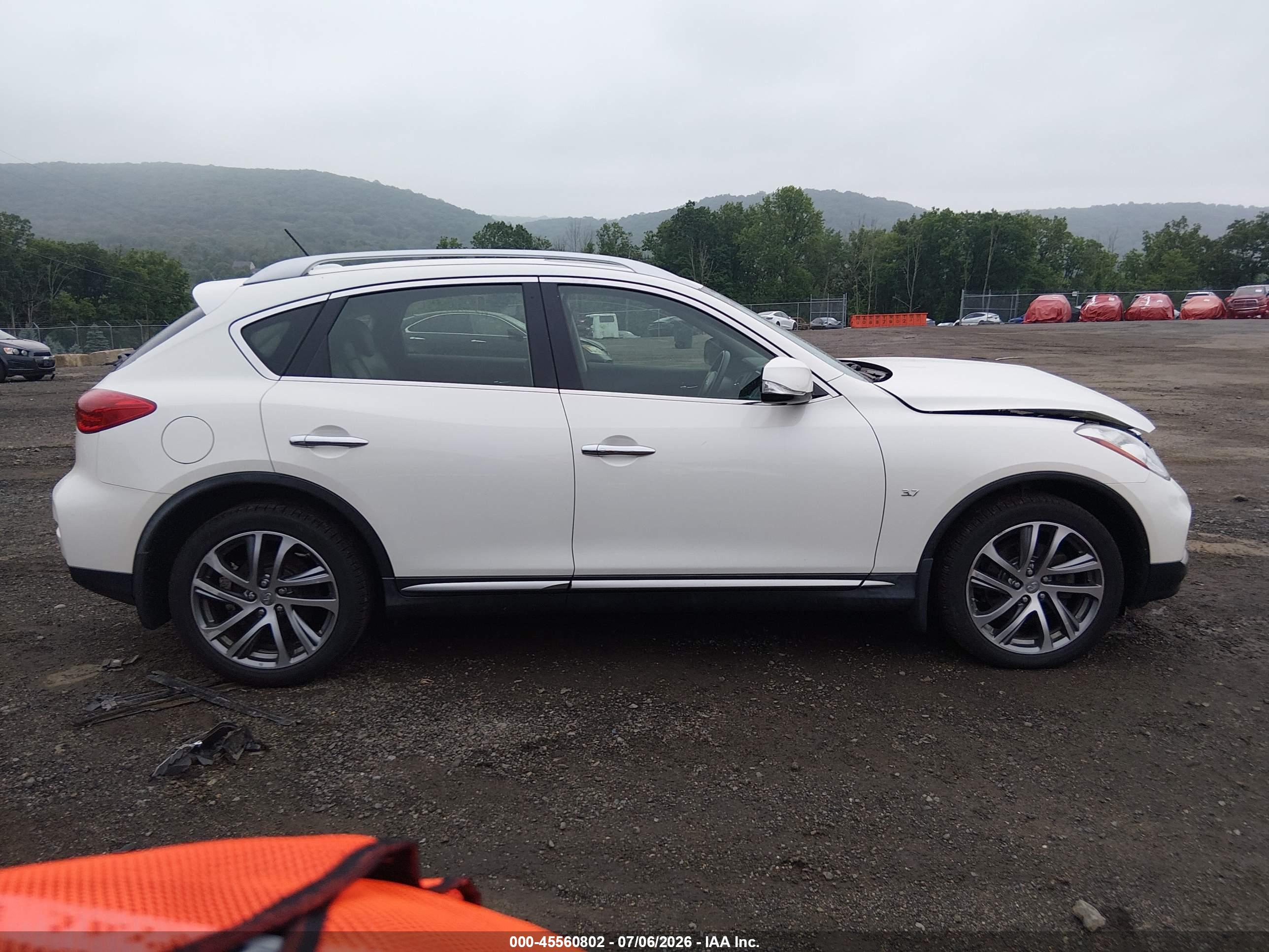 2017 INFINITI QX50