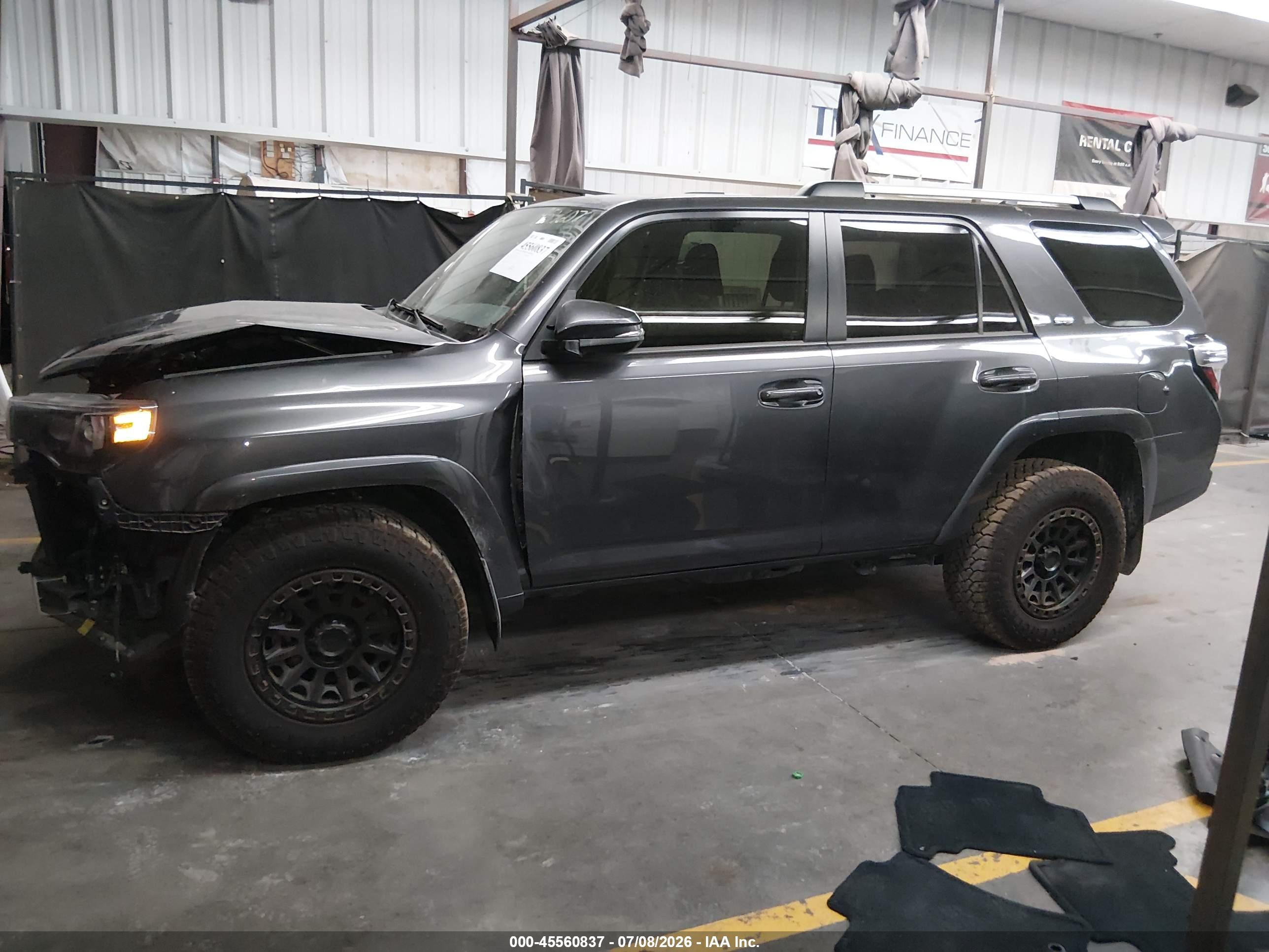 2019 TOYOTA 4RUNNER SR5 PREMIUM