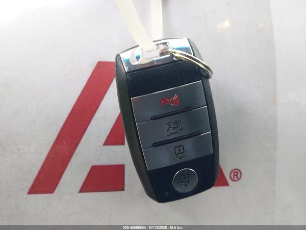2017 KIA SORENTO 2.4L LX