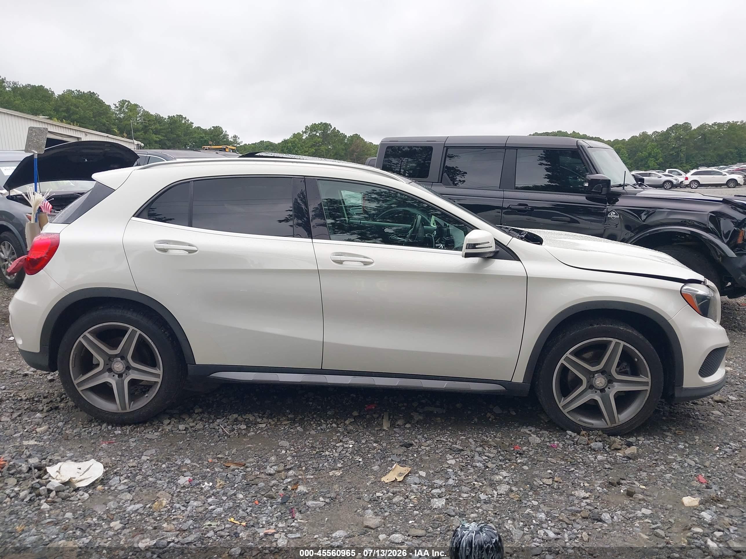 2016 MERCEDES-BENZ GLA 250 GLA250