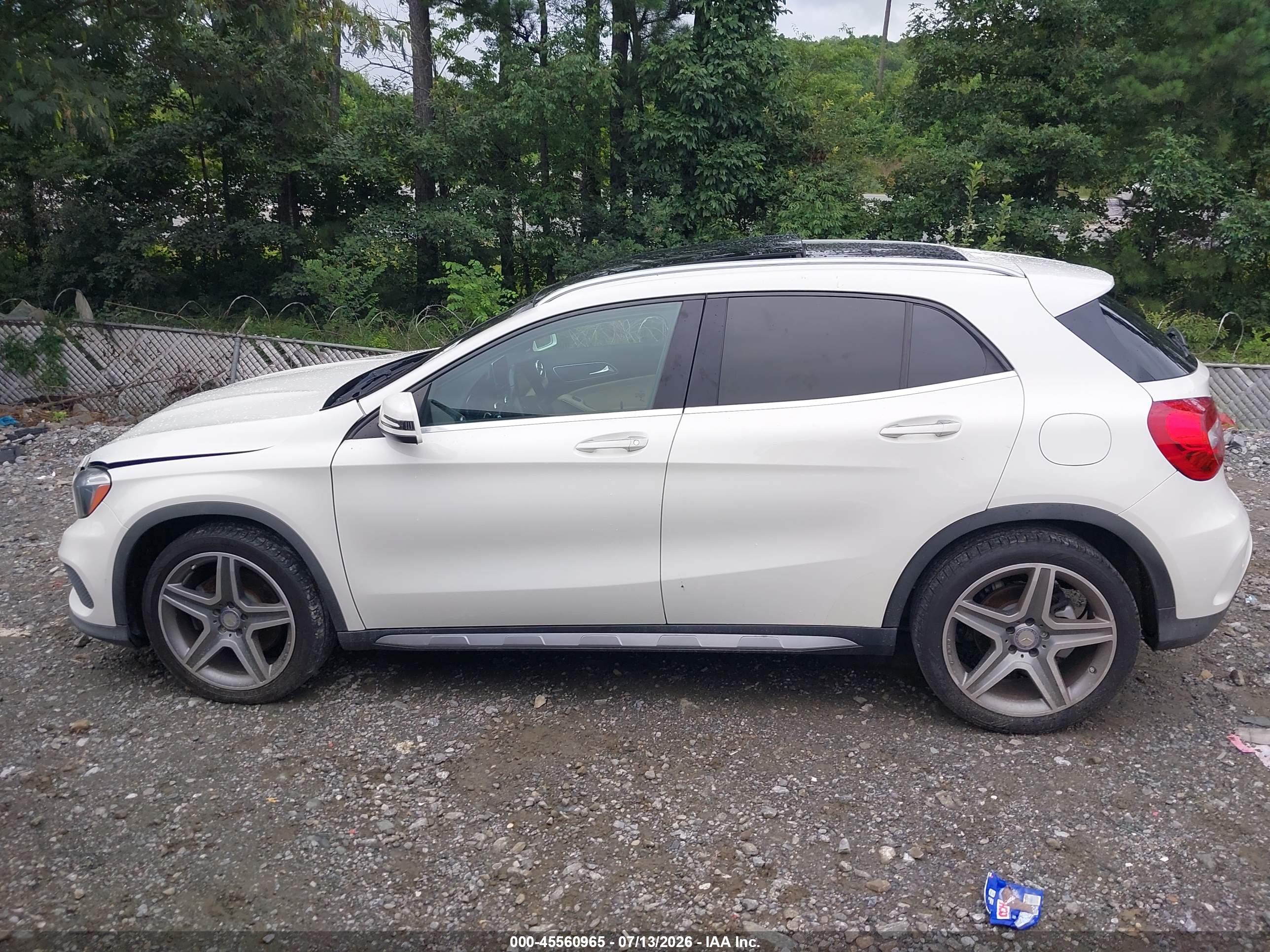 2016 MERCEDES-BENZ GLA 250 GLA250