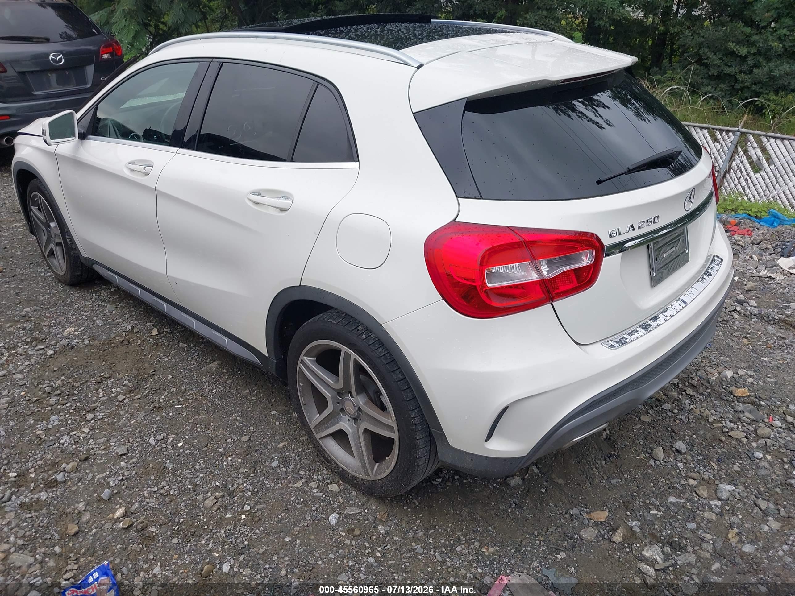 2016 MERCEDES-BENZ GLA 250 GLA250