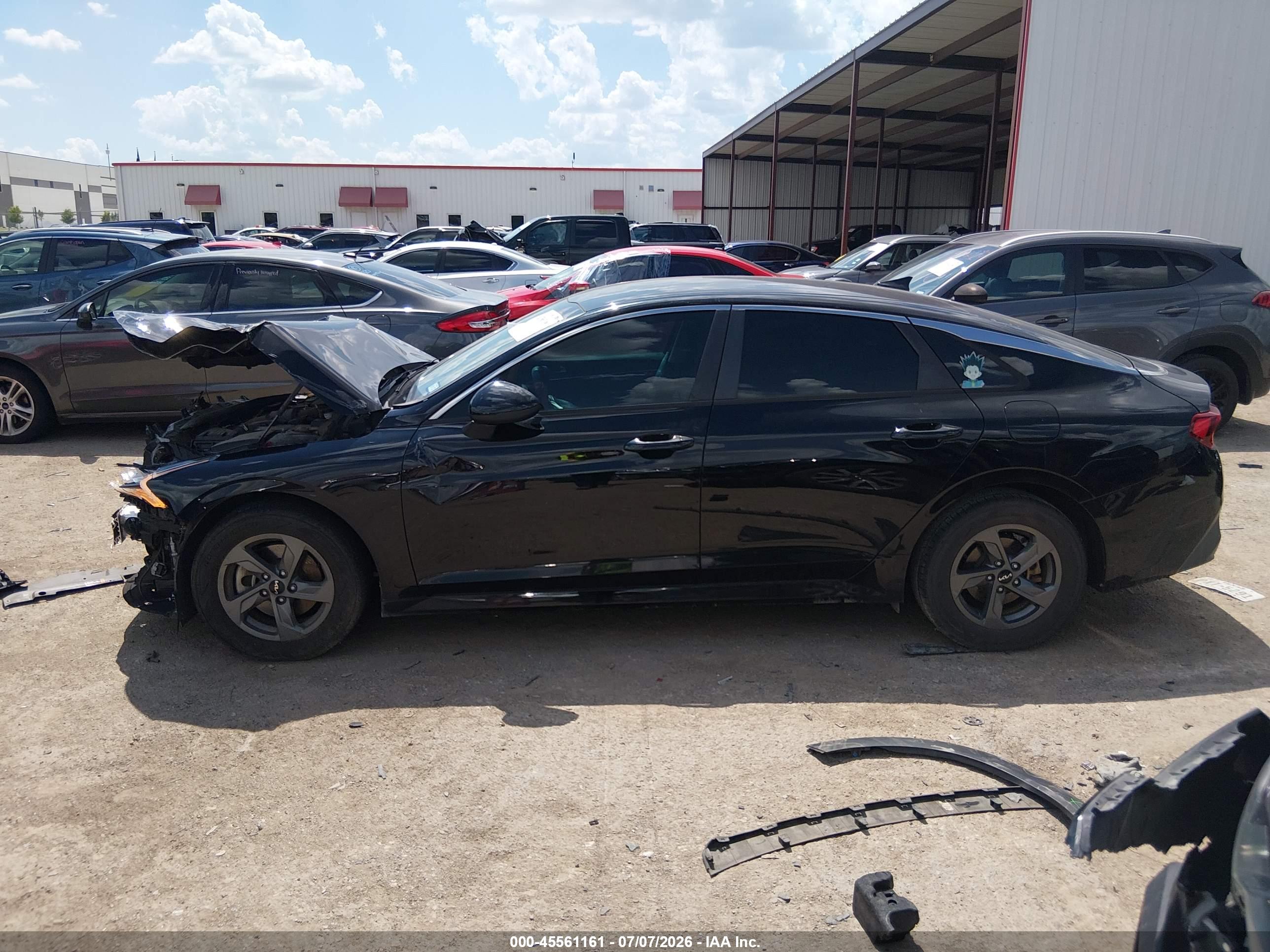 2022 KIA K5 LX