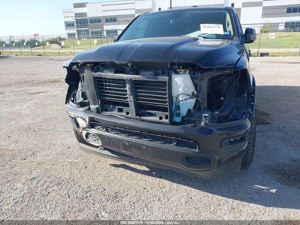 2019 RAM 1500 LARAMIE  4X4 5'7 BOX