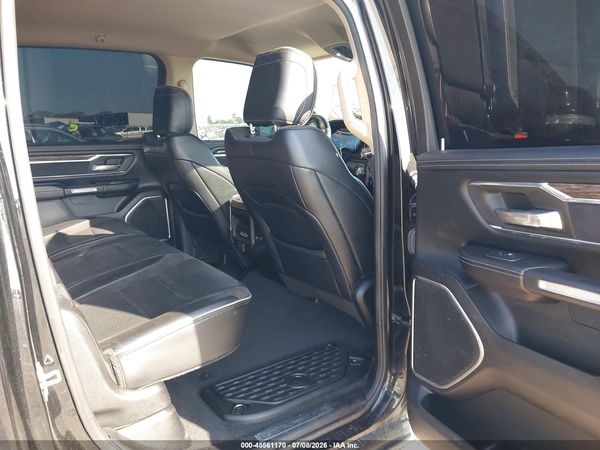 2019 RAM 1500 LARAMIE  4X4 5'7 BOX
