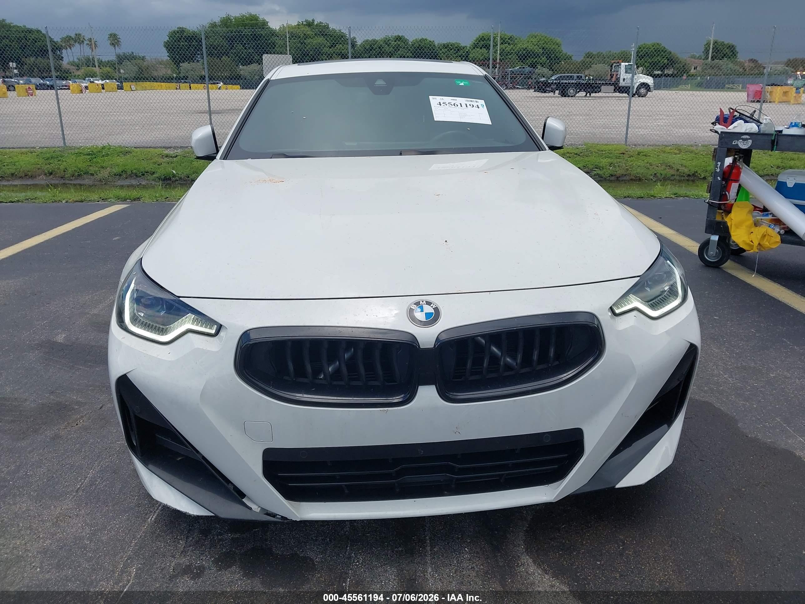 2024 BMW 230I