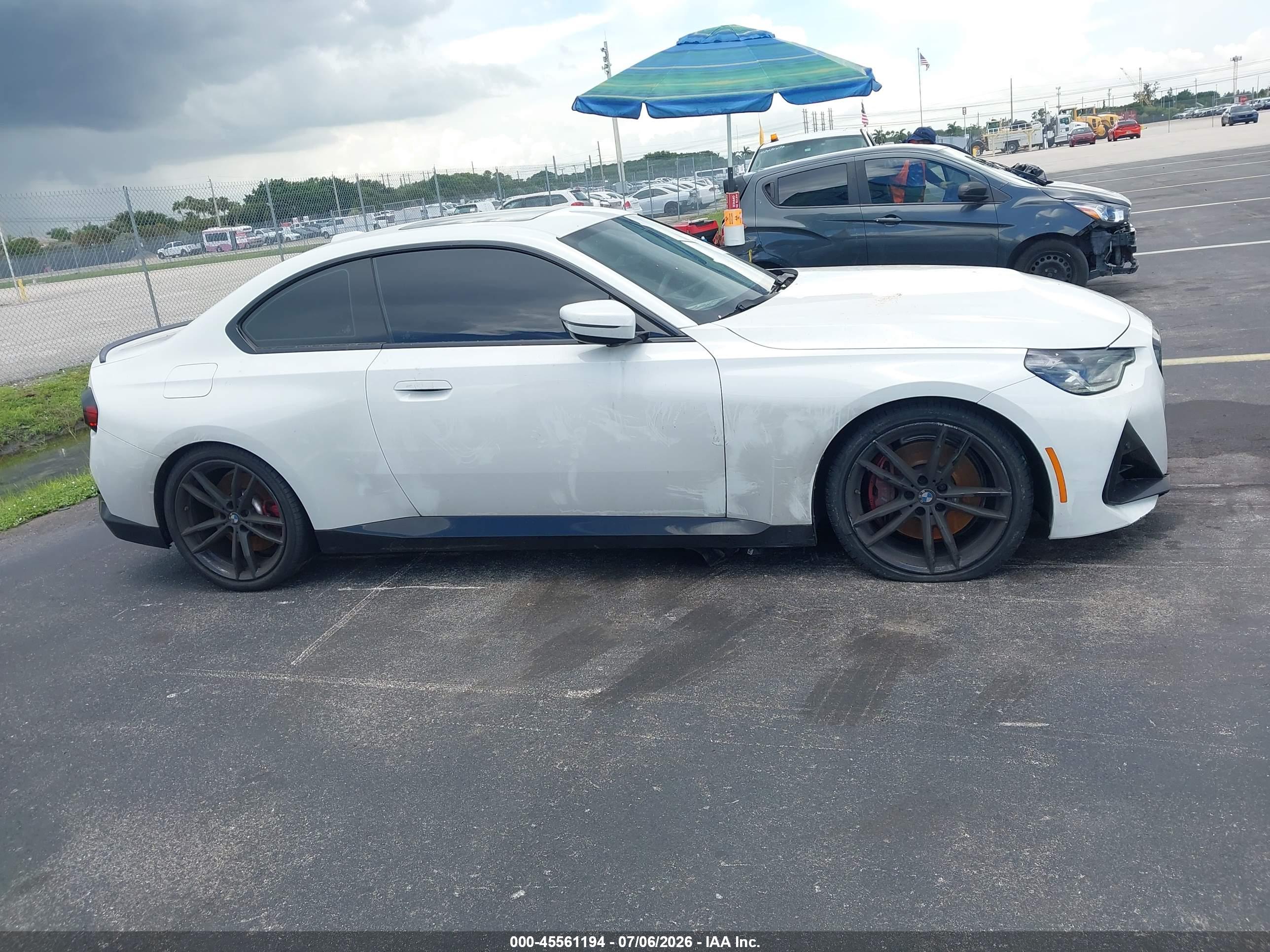 2024 BMW 230I