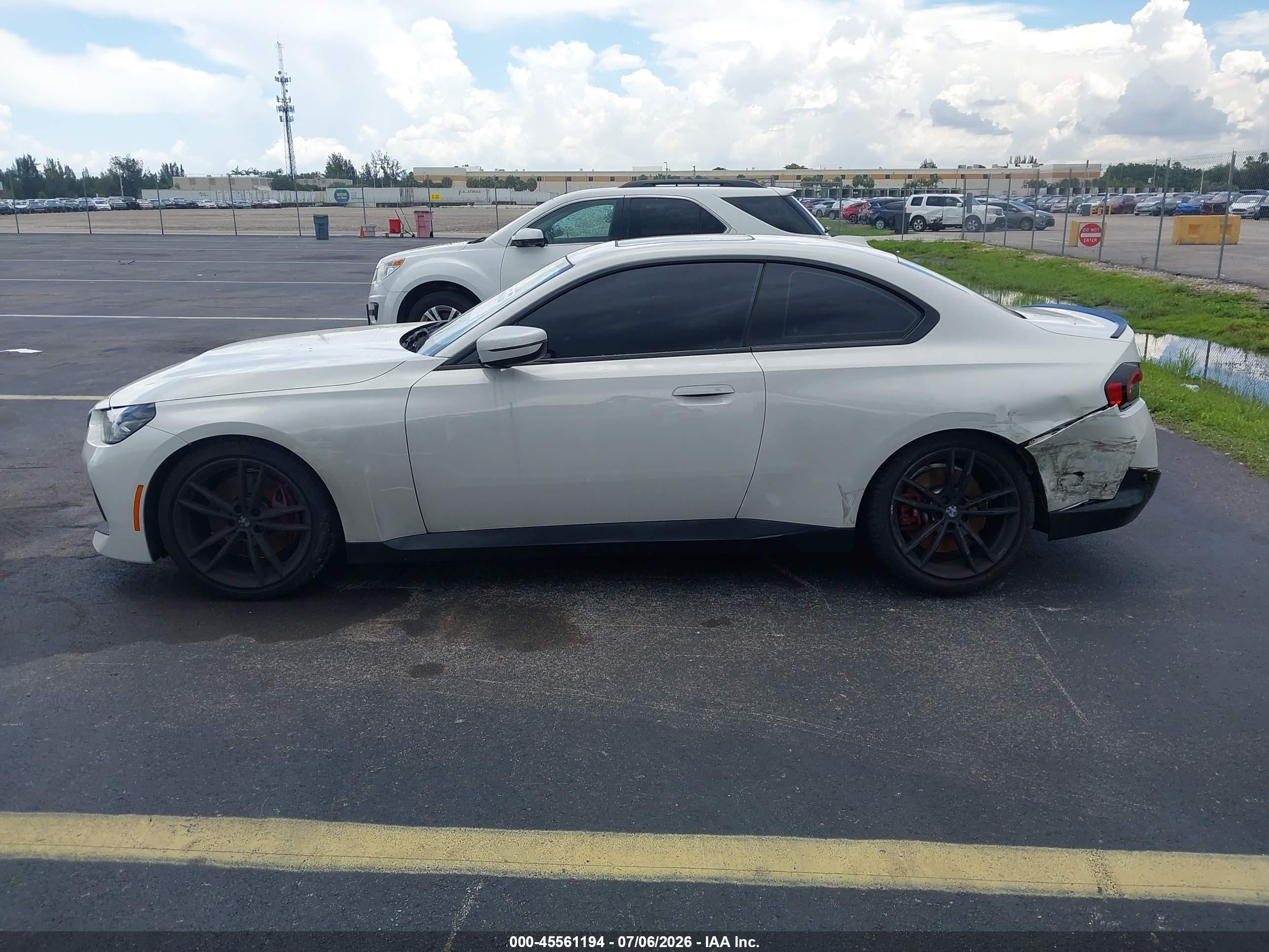 2024 BMW 230I