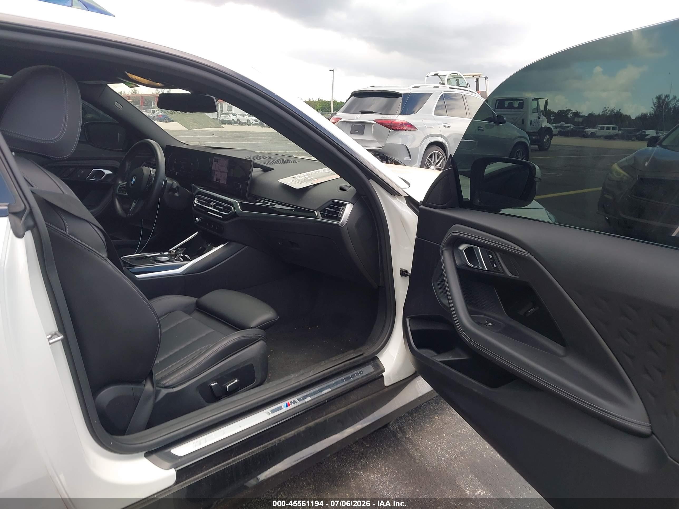 2024 BMW 230I