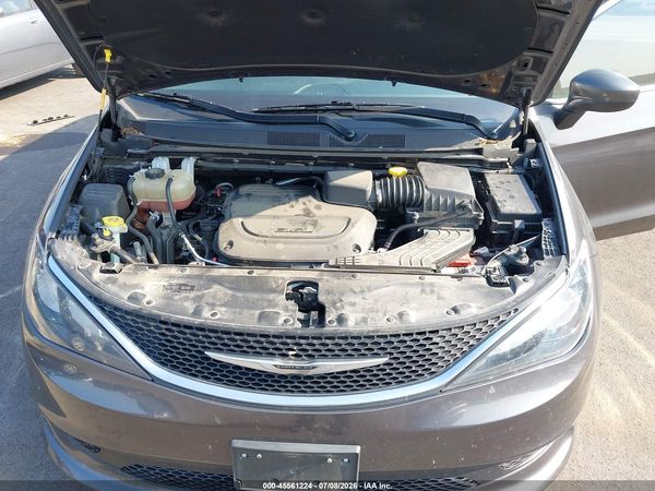 2021 CHRYSLER VOYAGER LXI