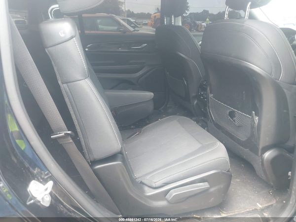 2023 JEEP GRAND CHEROKEE L LAREDO 4X4