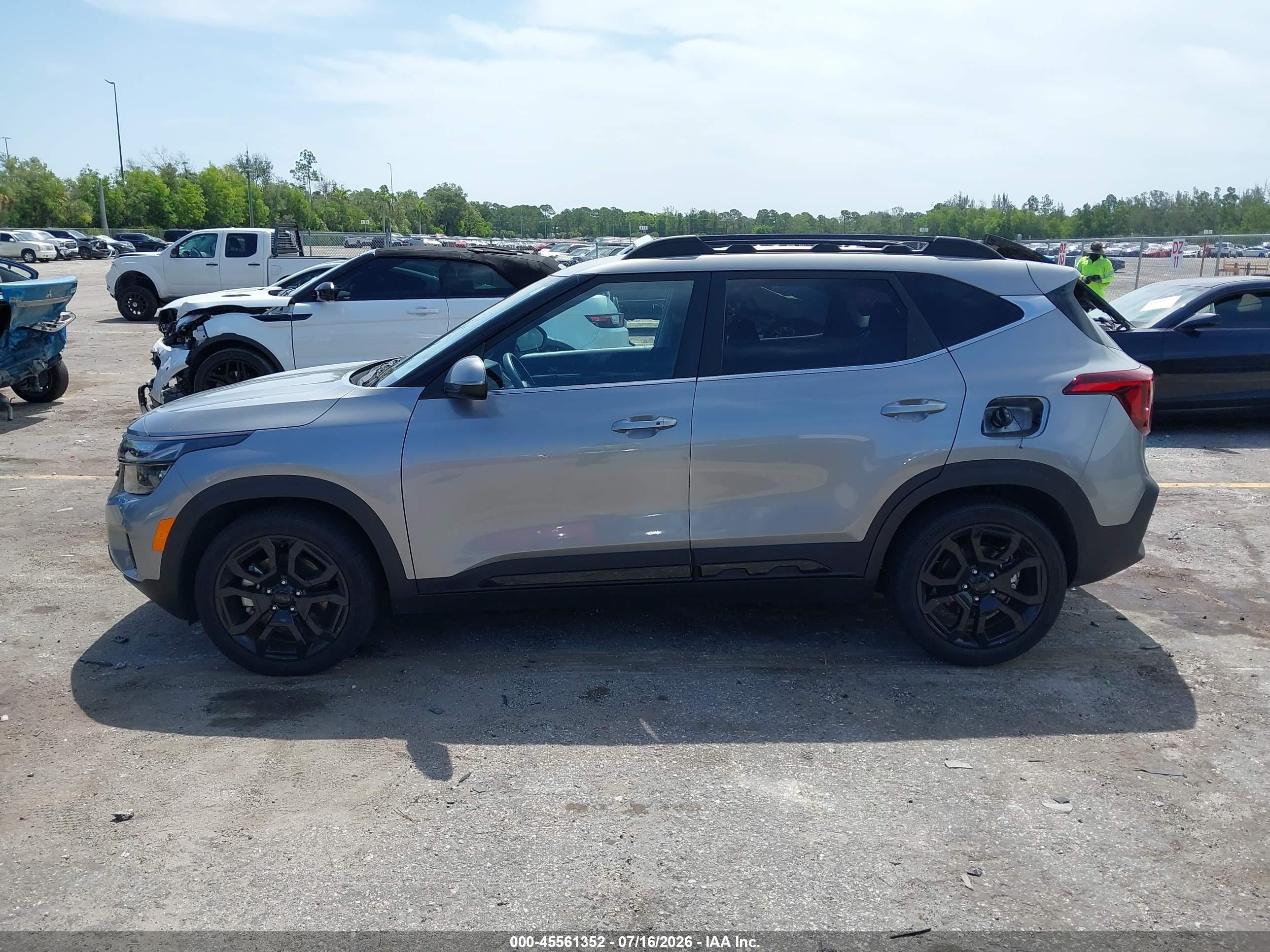 2025 KIA SELTOS X-LINE
