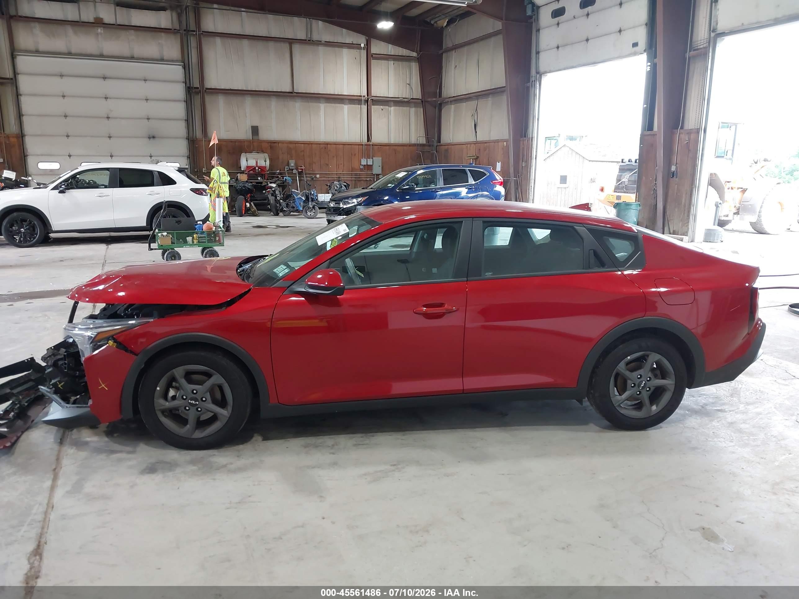 2025 KIA K4 LXS