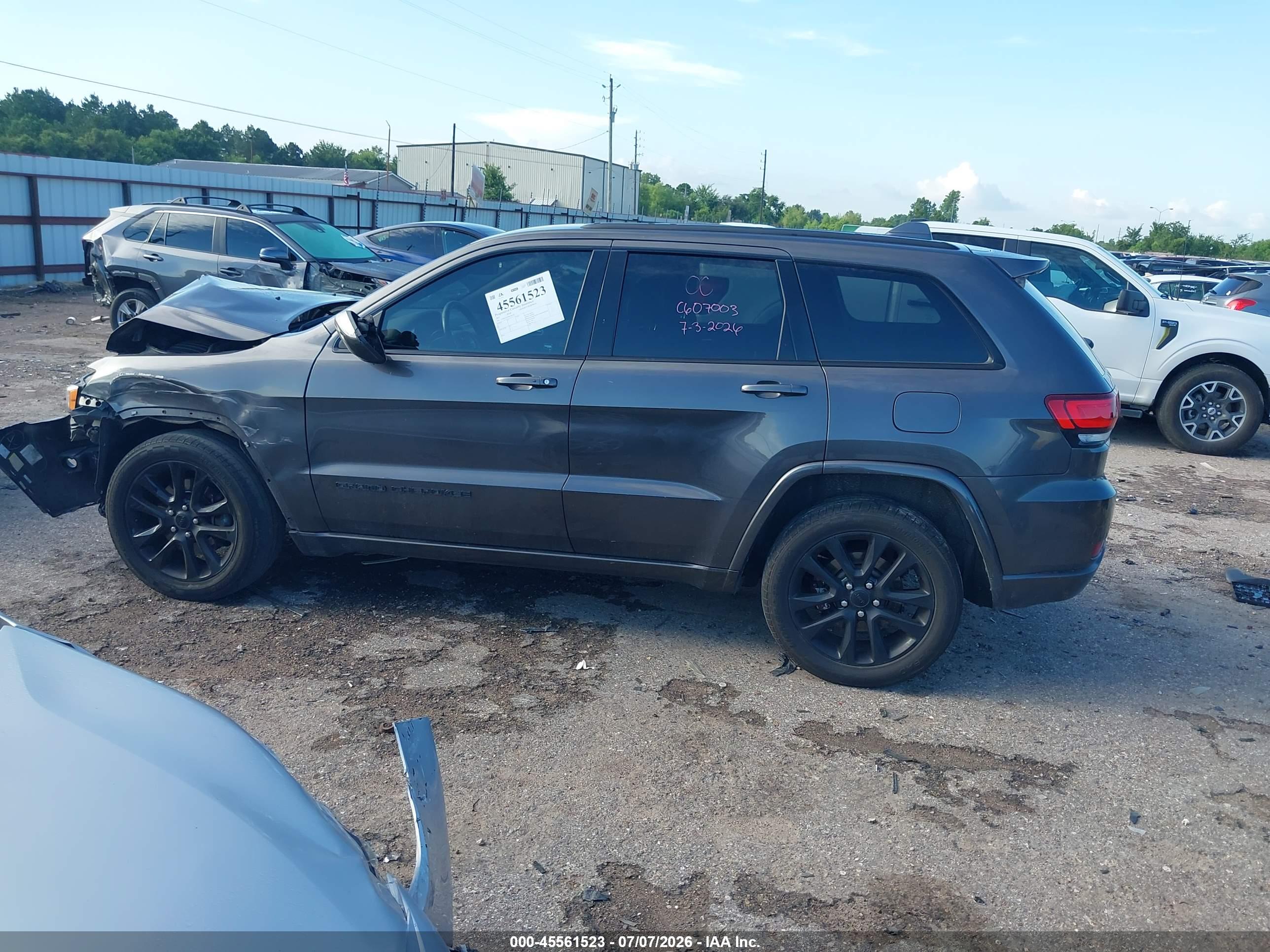 2021 JEEP GRAND CHEROKEE LAREDO X 4X2