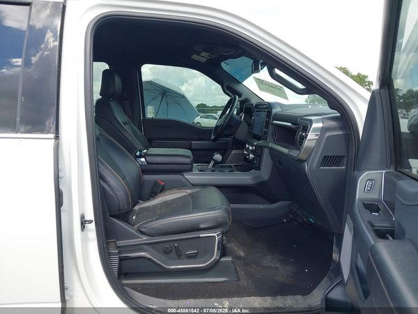 2024 FORD F-150 LARIAT