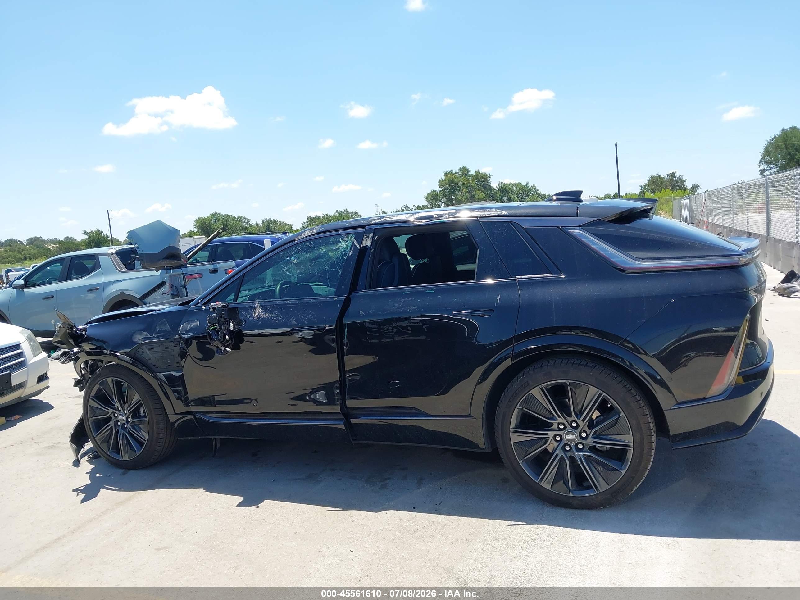 2024 CADILLAC LYRIQ SPORT W/1SK