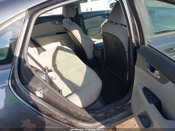 2019 KIA FORTE LXS
