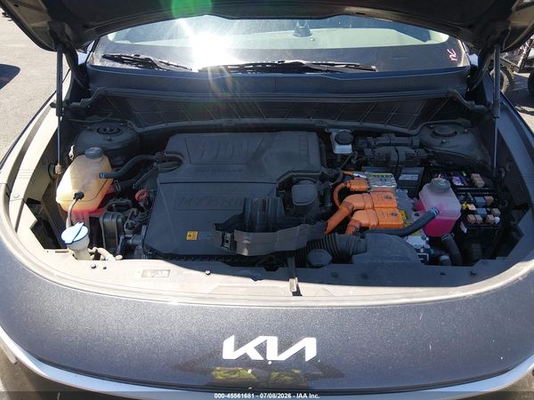 2024 KIA NIRO LX