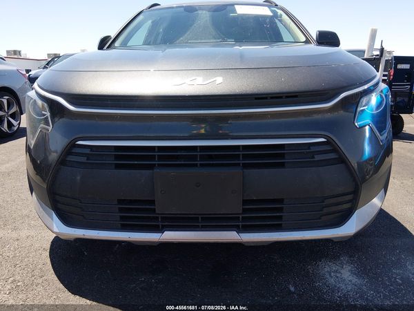 2024 KIA NIRO LX