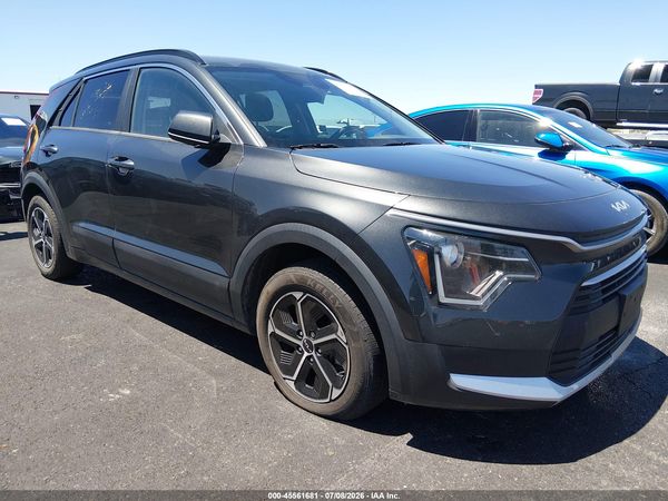 2024 KIA NIRO LX