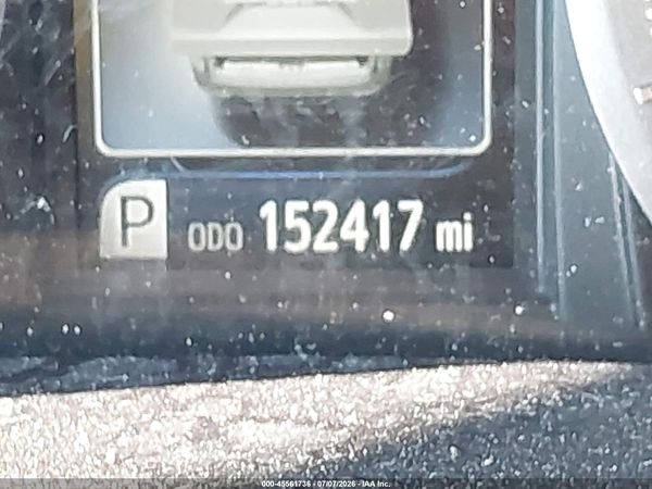 2017 TOYOTA SIENNA XLE 8 PASSENGER — I118
