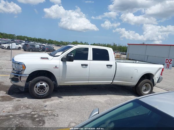 2024 RAM 3500 TRADESMAN  4X4 8' BOX
