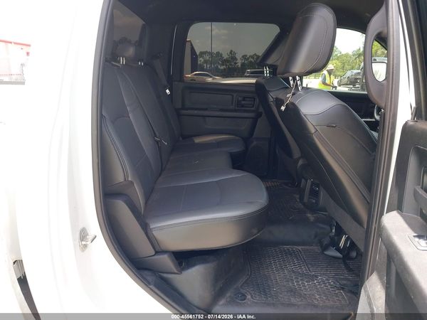 2024 RAM 3500 TRADESMAN  4X4 8' BOX