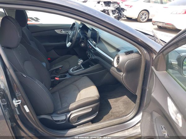 2022 KIA FORTE LXS