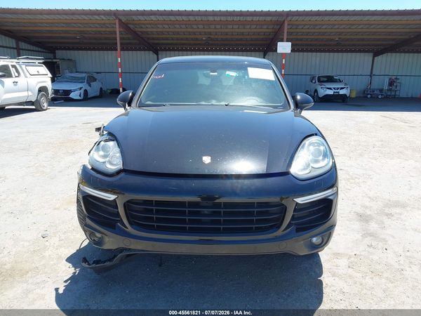2017 PORSCHE CAYENNE PLATINUM EDITION