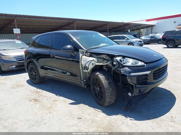2017 PORSCHE CAYENNE PLATINUM EDITION