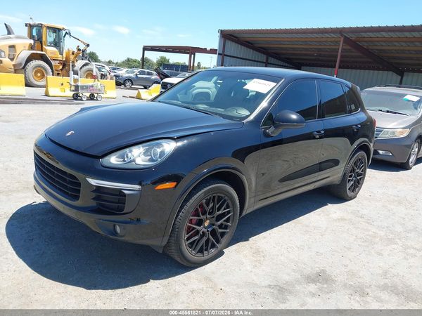 2017 PORSCHE CAYENNE PLATINUM EDITION