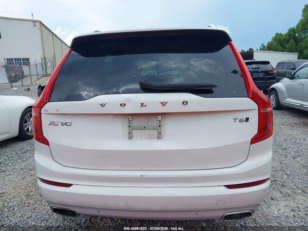 2019 VOLVO XC90 T6 MOMENTUM