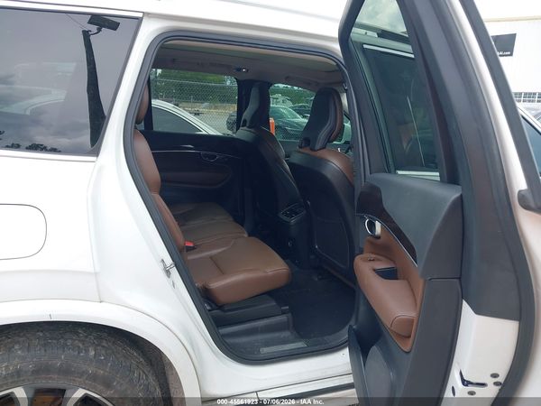 2019 VOLVO XC90 T6 MOMENTUM