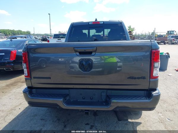 2022 RAM 1500 BIG HORN  4X4 6'4 BOX