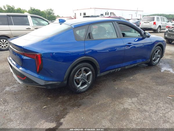2025 KIA K4 LXS