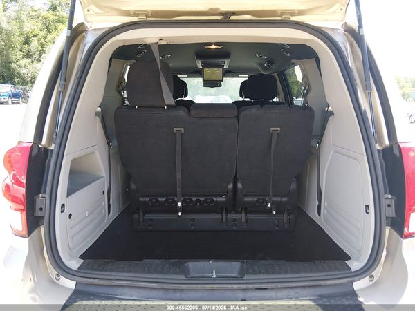 2014 DODGE GRAND CARAVAN SE 30TH ANNIVERSARY — I154