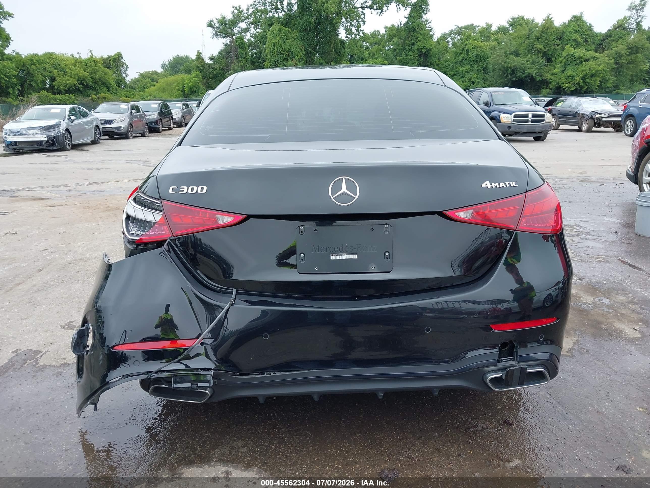2024 MERCEDES-BENZ C 300