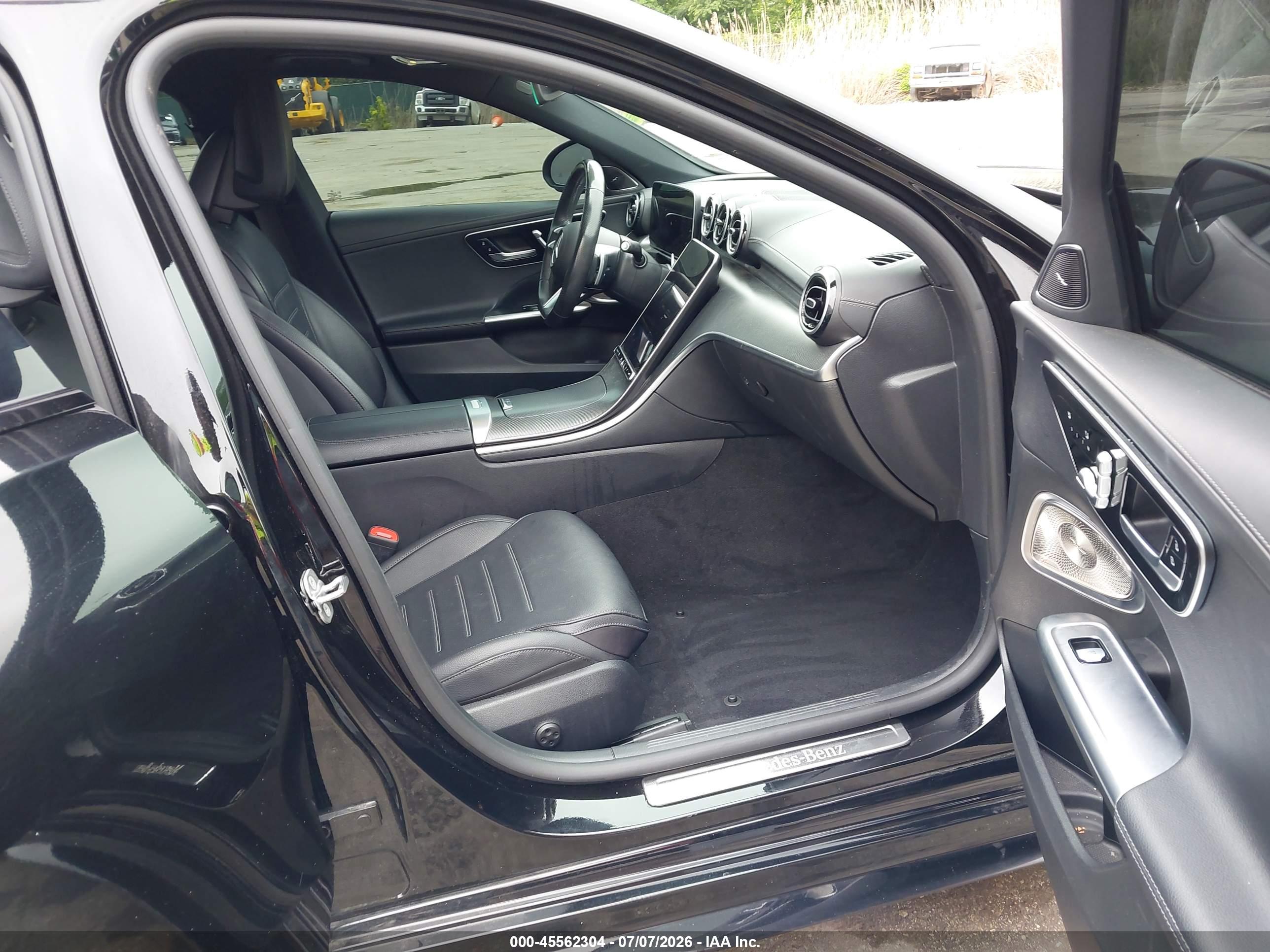 2024 MERCEDES-BENZ C 300