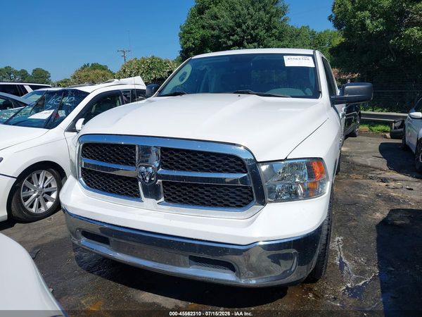 2017 RAM 1500 SLT  4X2 6'4 BOX