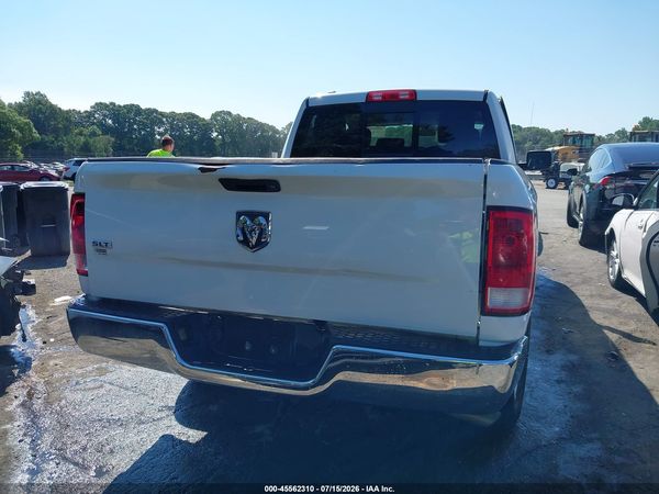 2017 RAM 1500 SLT  4X2 6'4 BOX