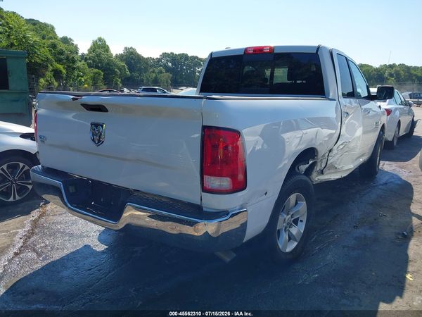 2017 RAM 1500 SLT  4X2 6'4 BOX