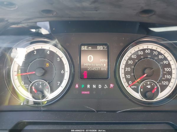 2017 RAM 1500 SLT  4X2 6'4 BOX