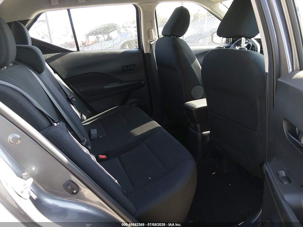 2023 NISSAN KICKS S XTRONIC CVT — I8