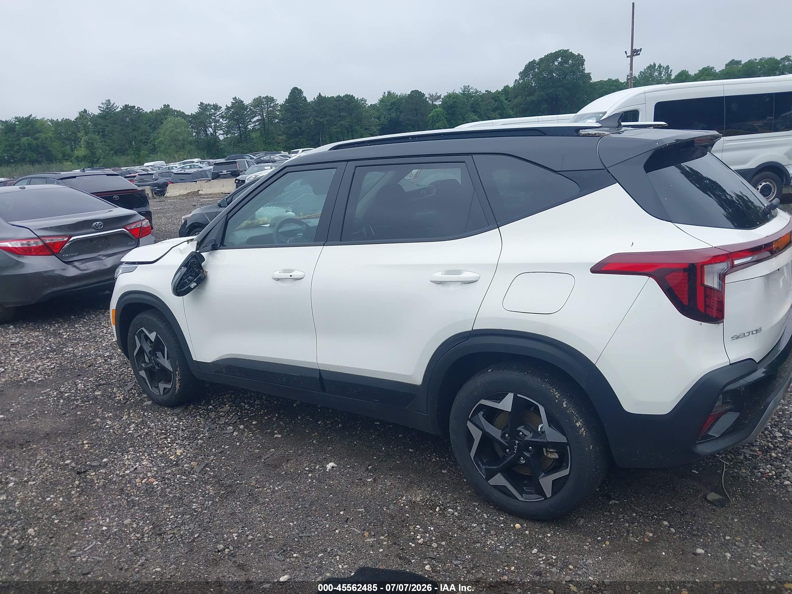 2025 KIA SELTOS S
